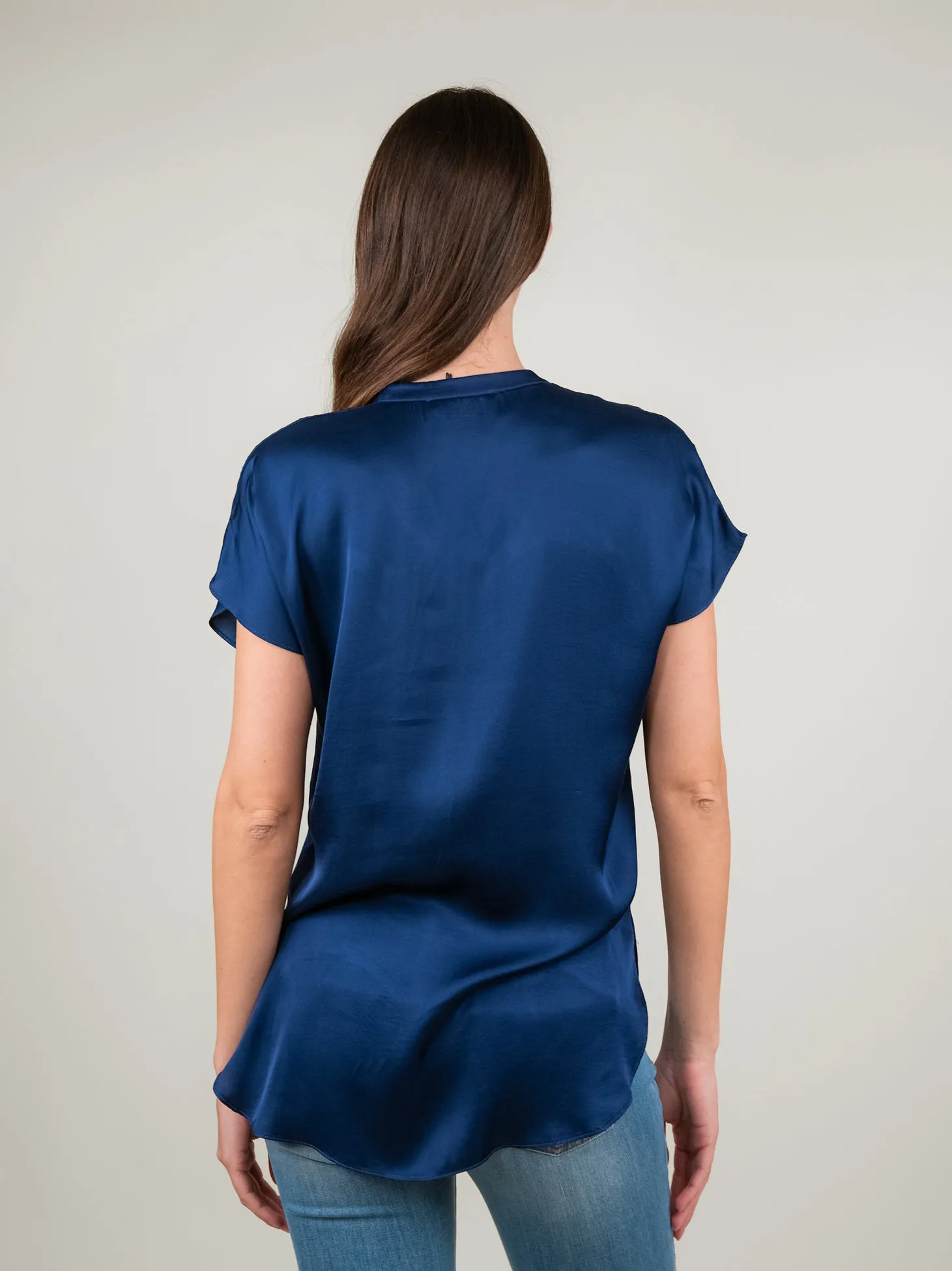 BLUSA A MANICA CORTA IN RASO BLU