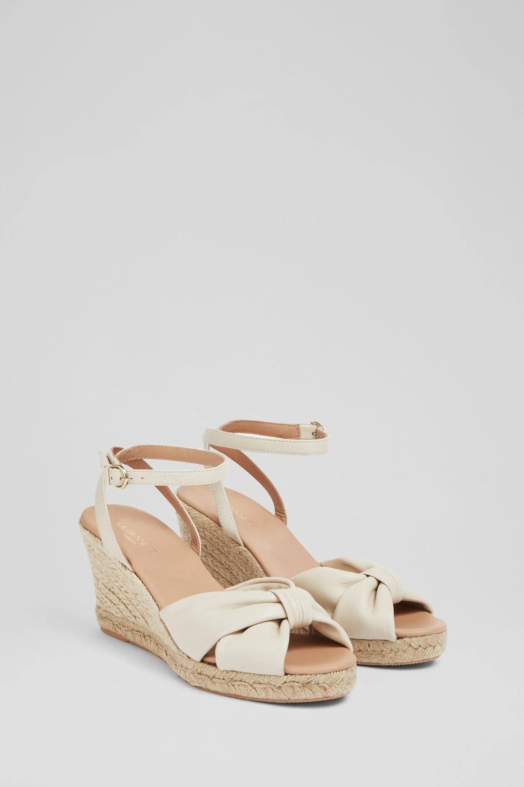 LK Bennett - Angela - Sandali stile espadrillas scamosciate    