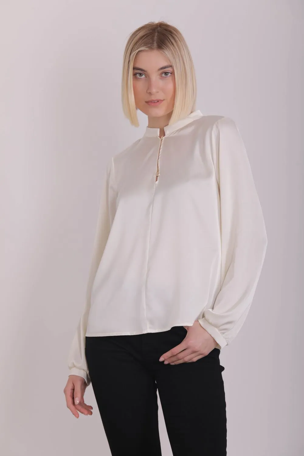 MImi Mua art: MSAH-1549 - BLUSA COLLO ALLA COREANA EFFETTO RASO