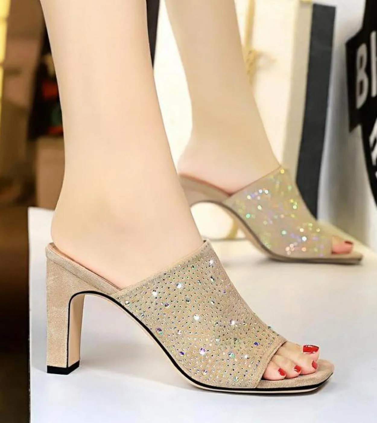 Scivoli con strass Pantofole Open Toe Tacchi Tacchi spessi Scarpe Donna Moda Pantofole da donna Zapatos De Mujer Chaussures Fe