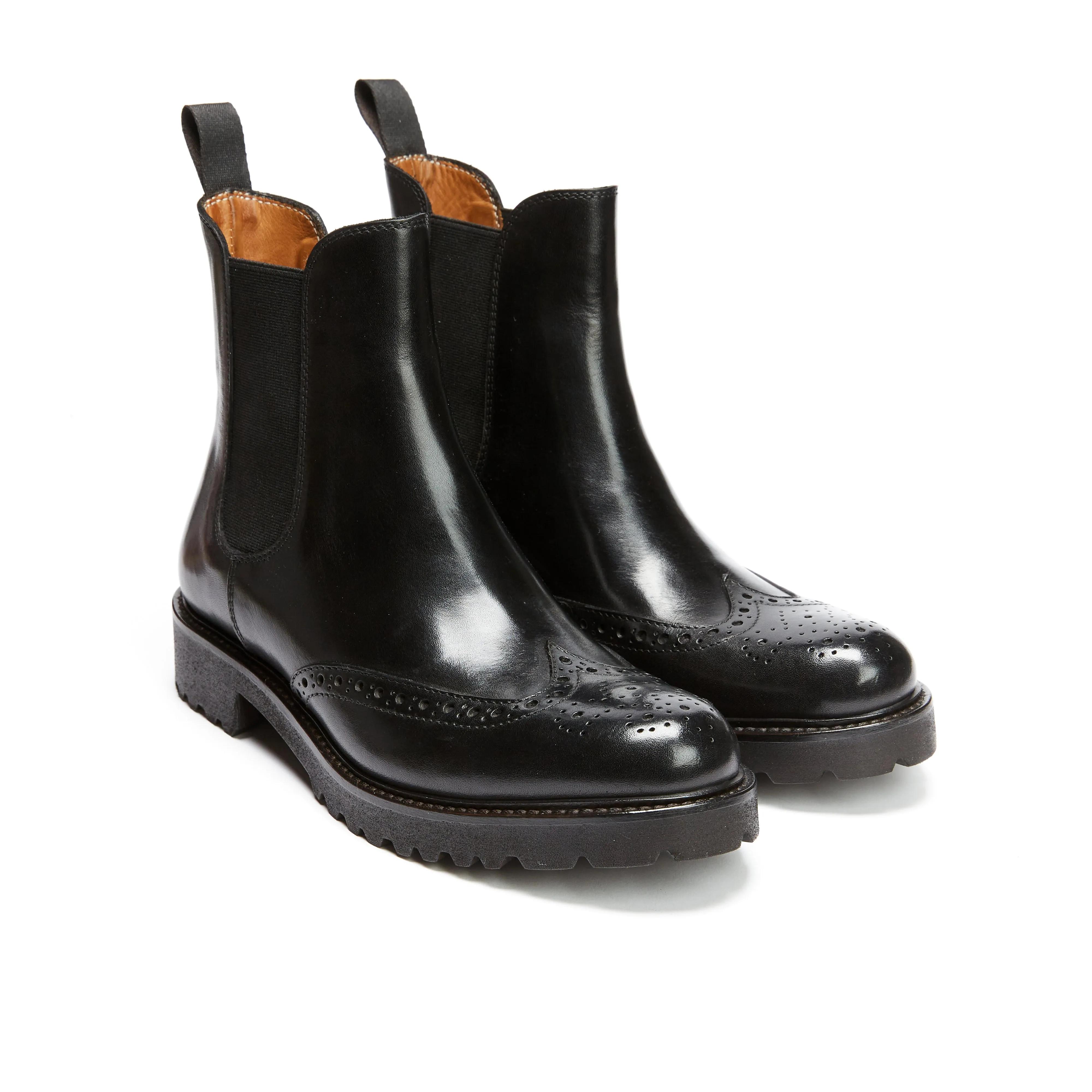 Wing tip chelsea boot black